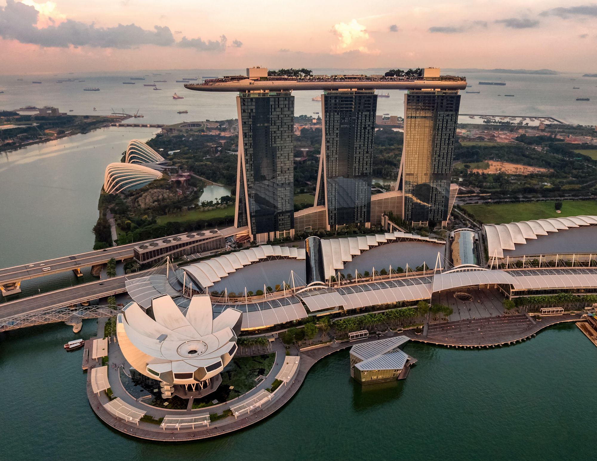 Rediscover Singapore