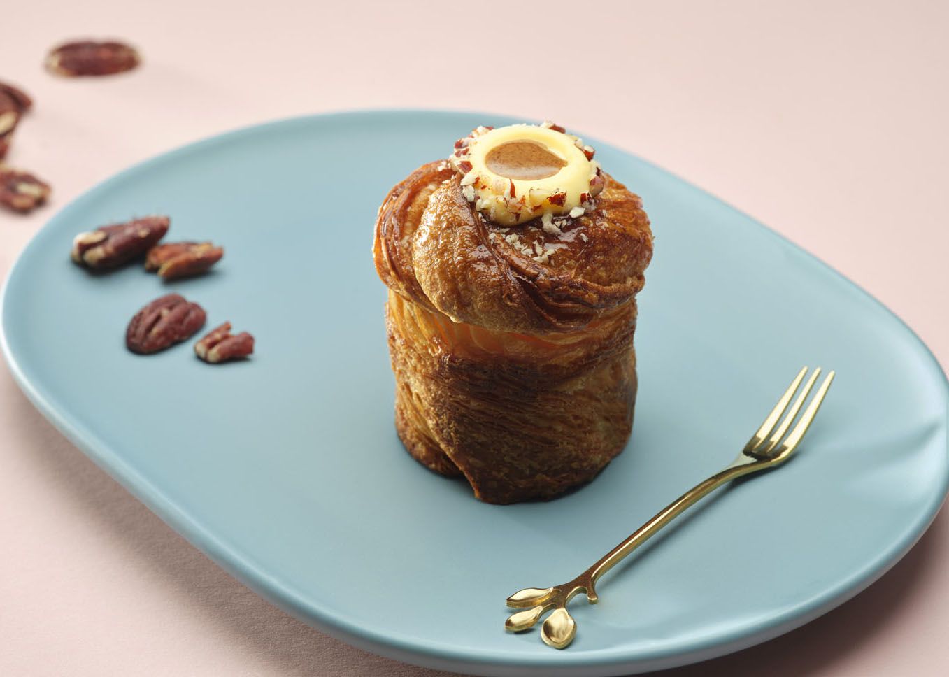 Maple pecan cruffin