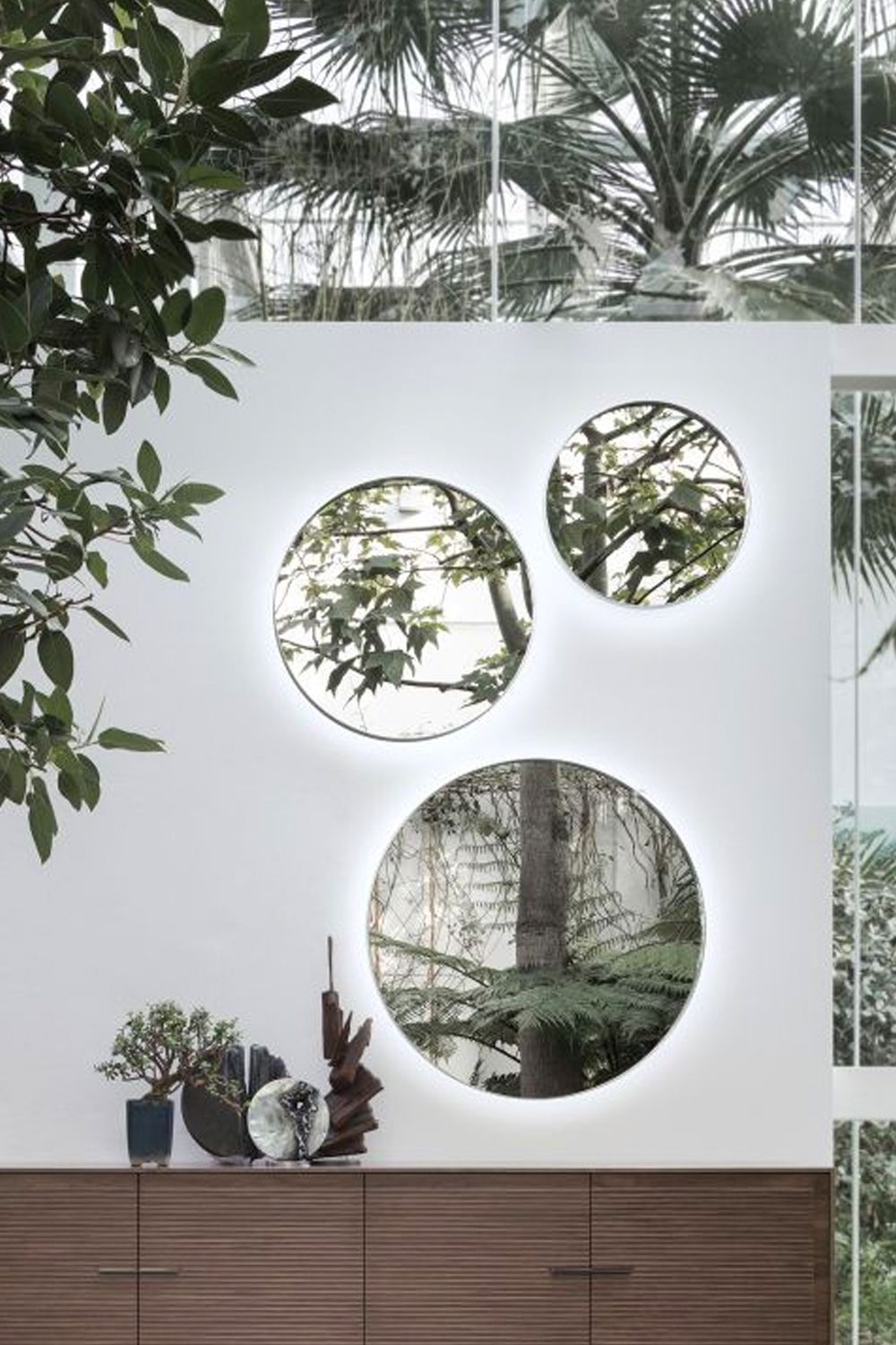 Alivar Face to Face mirror