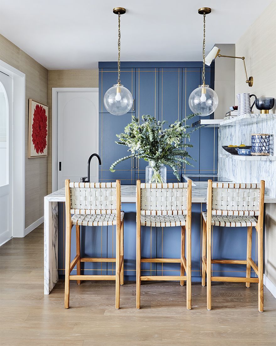 Designed by E&A interiors, this dry kitchen features pops of blue