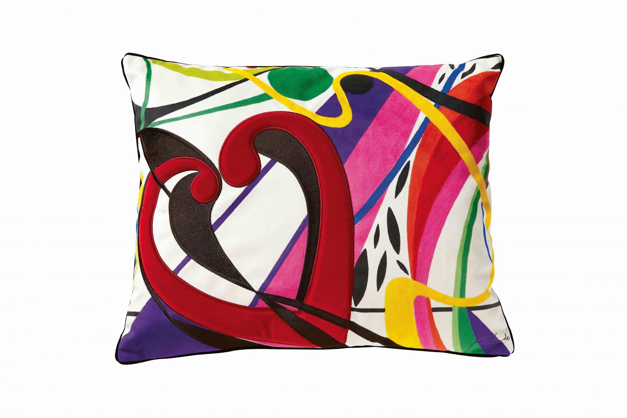 The Bombom collection was inspired by Vasconcelos' crochet creations, and features lots of colourful and fluid shapes