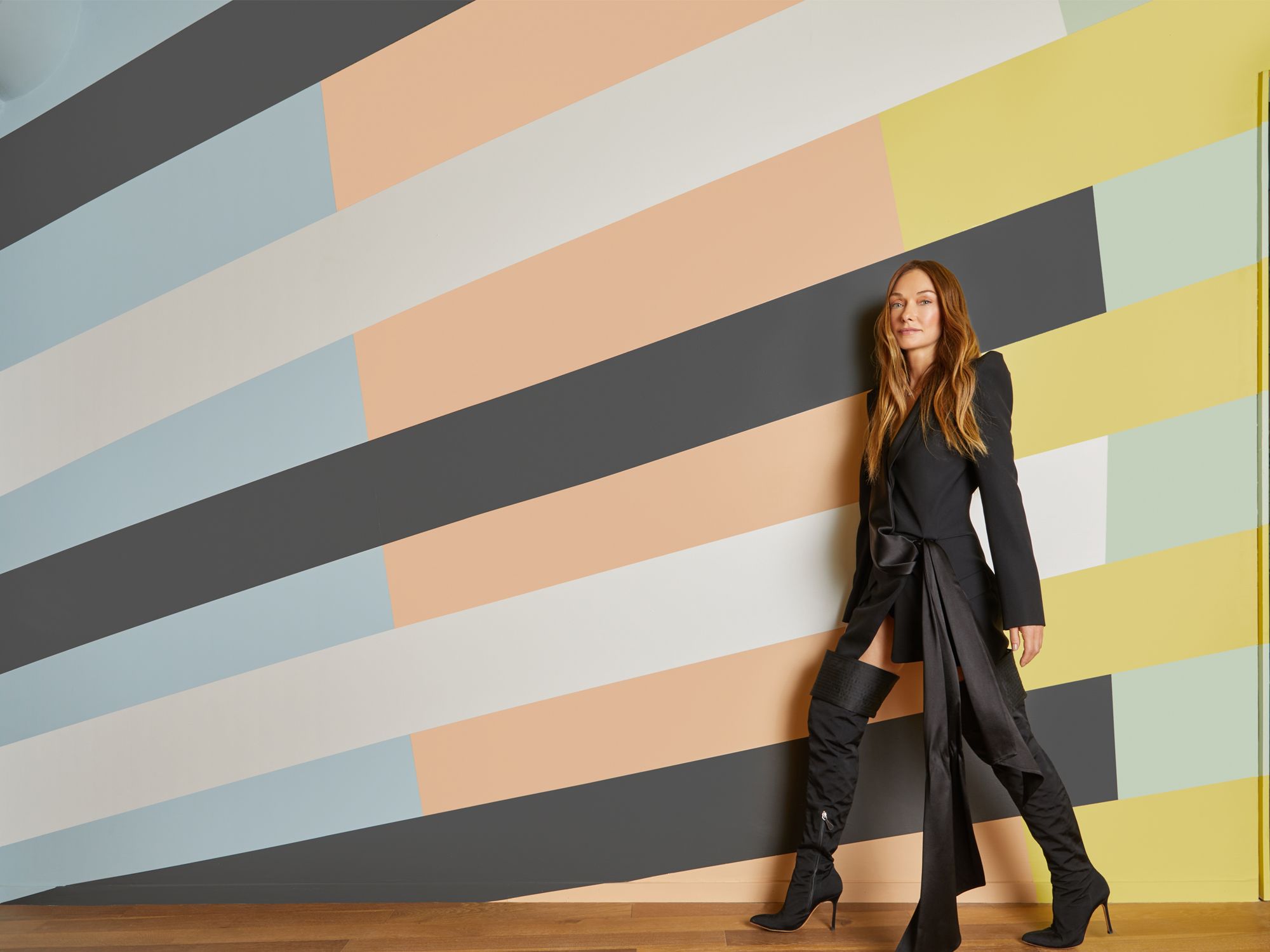 Kelly Wearstler with different shades of the California Collection by Farrow & Ball and Kelly Wearstler (Photography: Joyce Park)