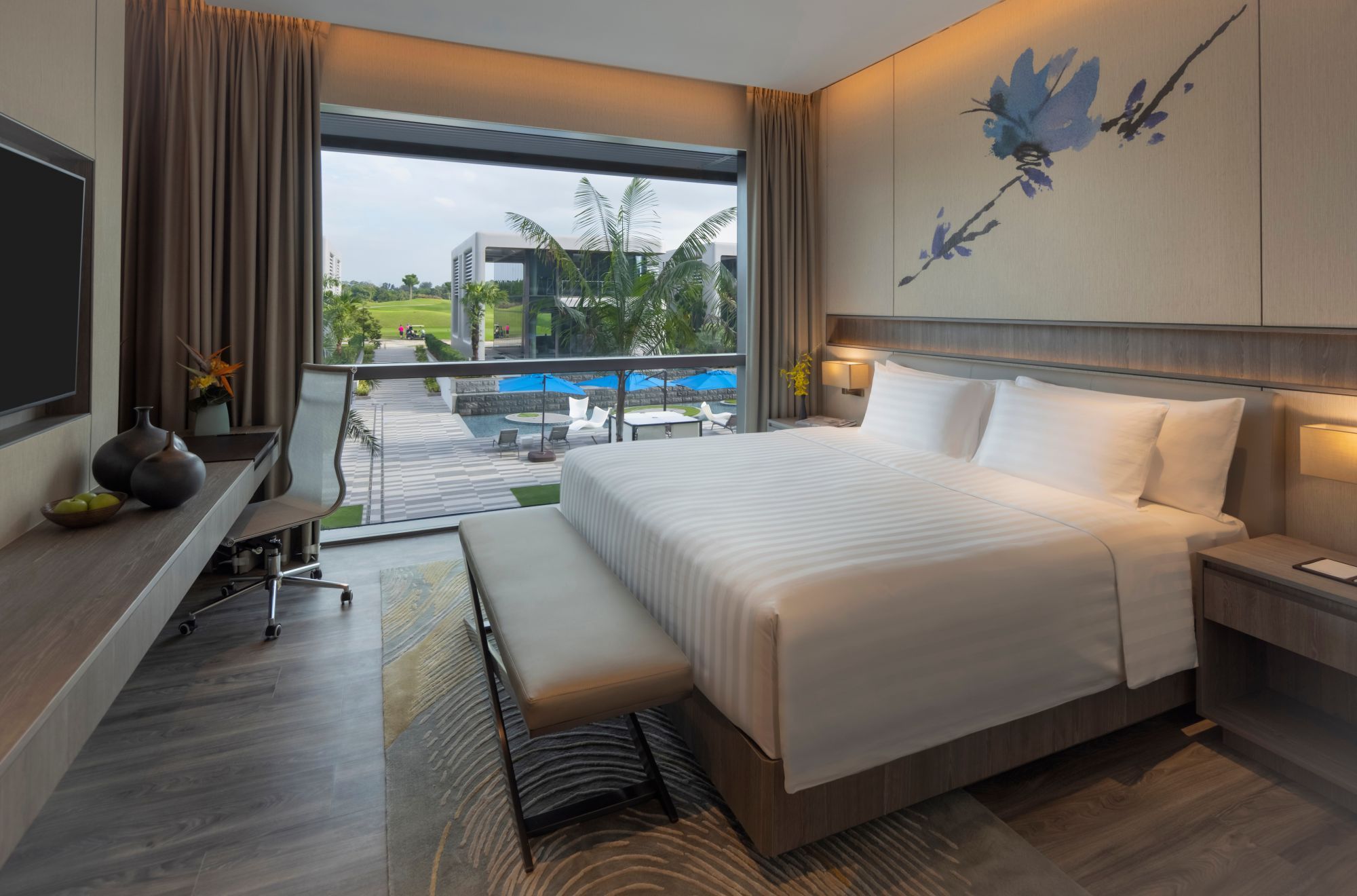 The Deluxe Laguna Pool View (Image: Dusit Thani Laguna Singapore)