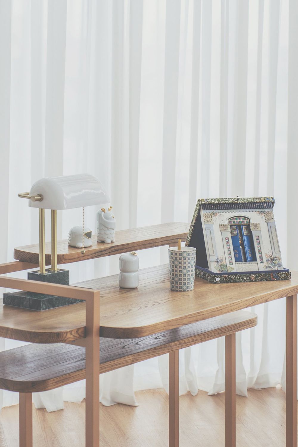 Tiong Bahru desk from Scene Shang (Image: Scene Shang)
