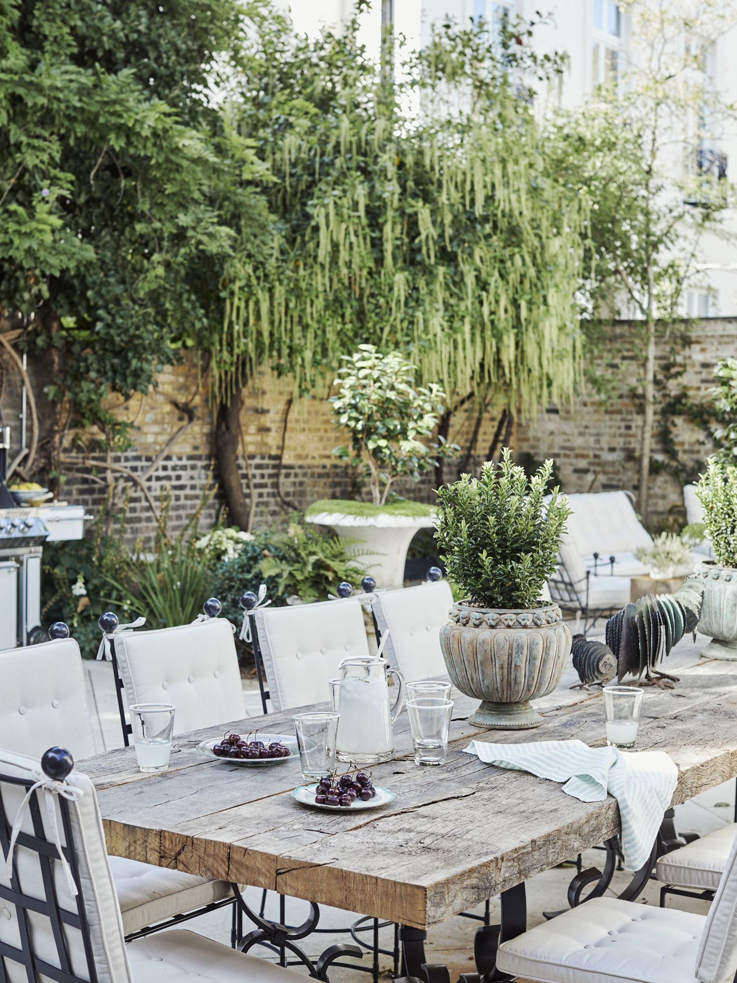 The private courtyard garden is a rare feature for the neighbourhood area