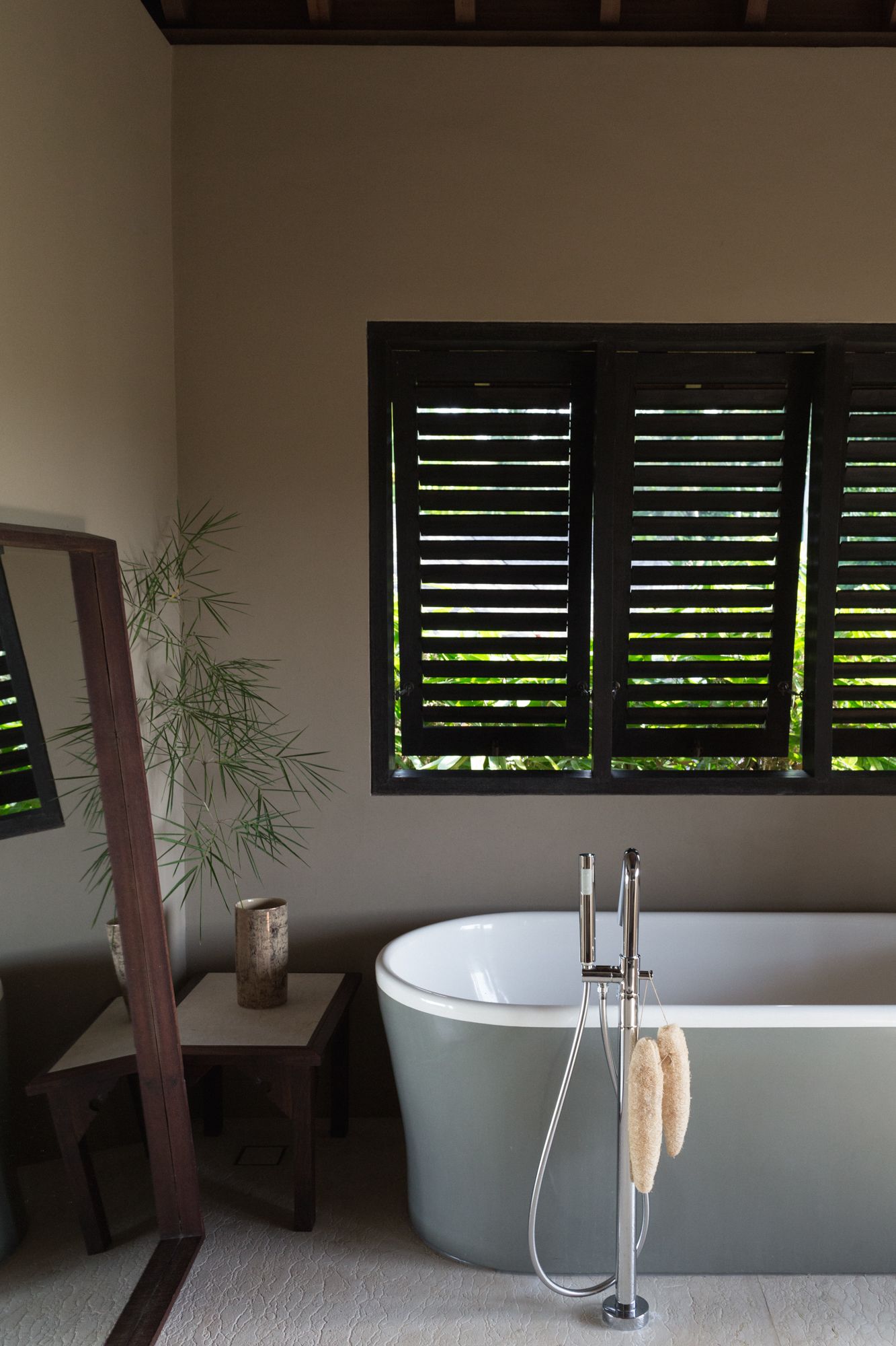 With a large tub and a double vanity, the en suite master bathroom has a luxurious appeal