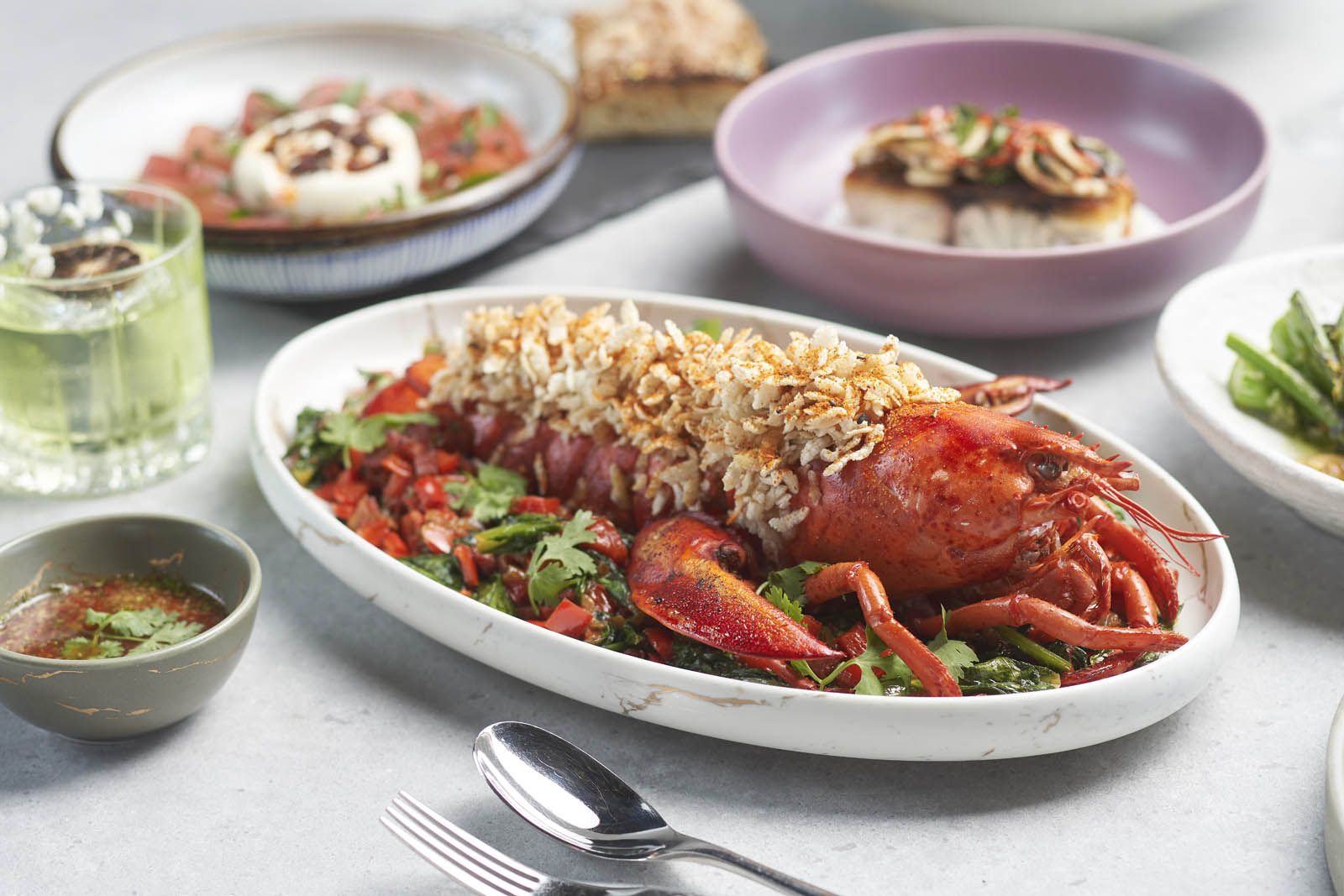 1kg rice flake crusted whole lobster