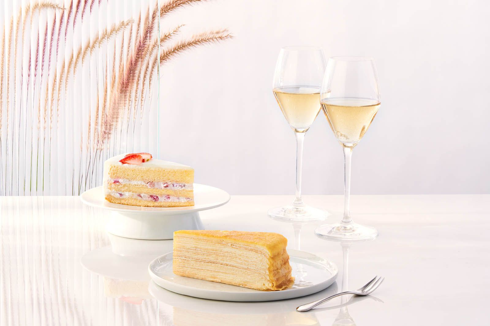 Cakes and champagne pairing