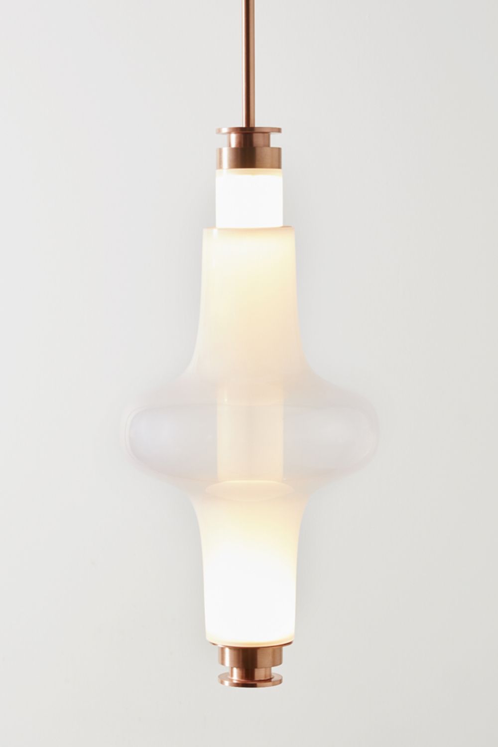 The Luna Kaleido pendant light diffuses warm ambient lighting through intricate glass Image: Courtesy of Gabriel Scott