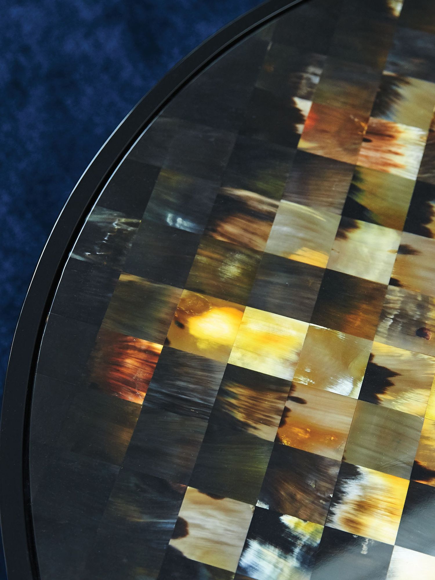 Akar de Nissim's products features distinctive artisanal craftsmanship