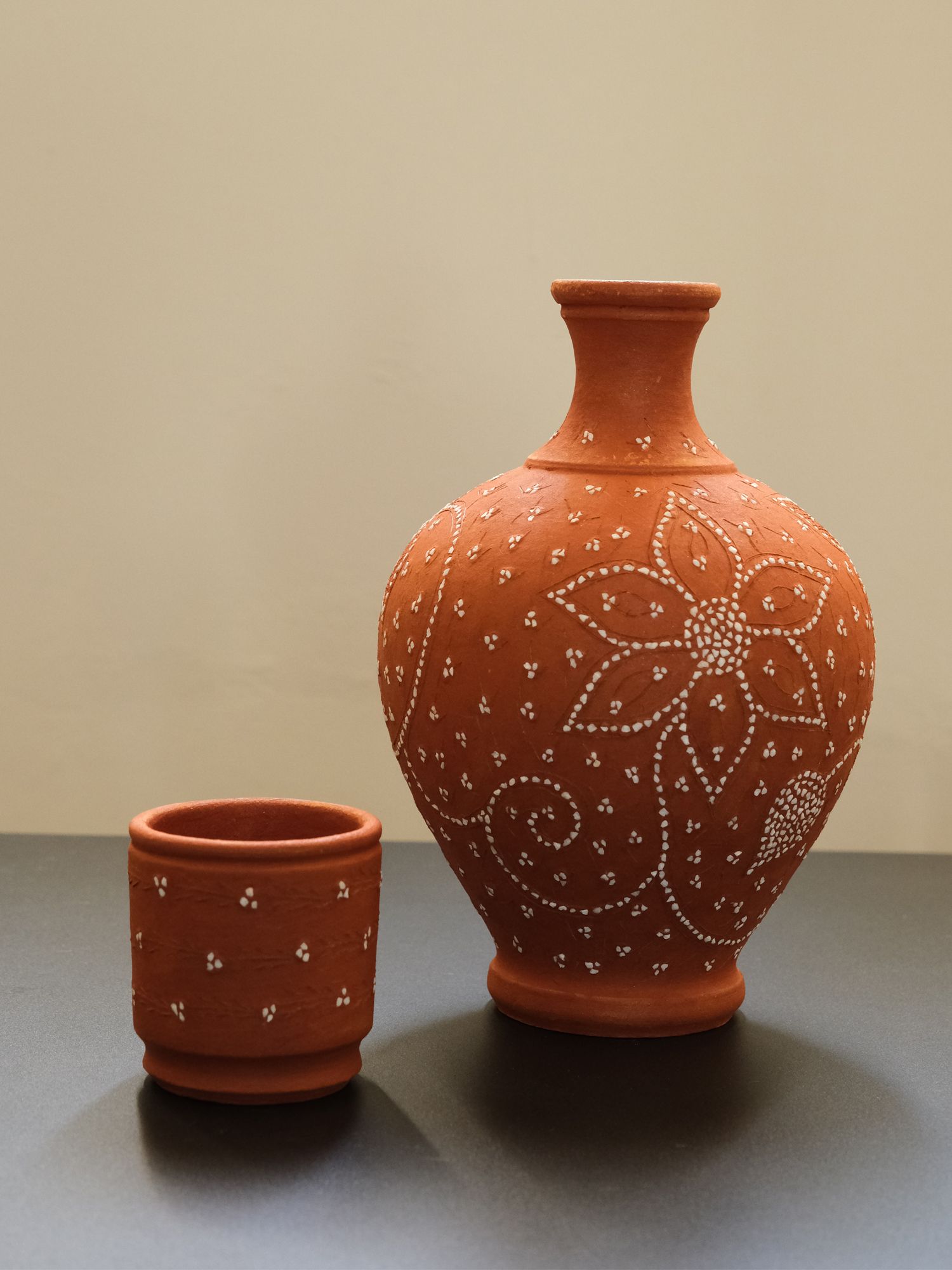 A vase and cup made with quartz and traditional stone ceramics from Nisa Image: Courtesy of Noé Duchaufour-Lawrance