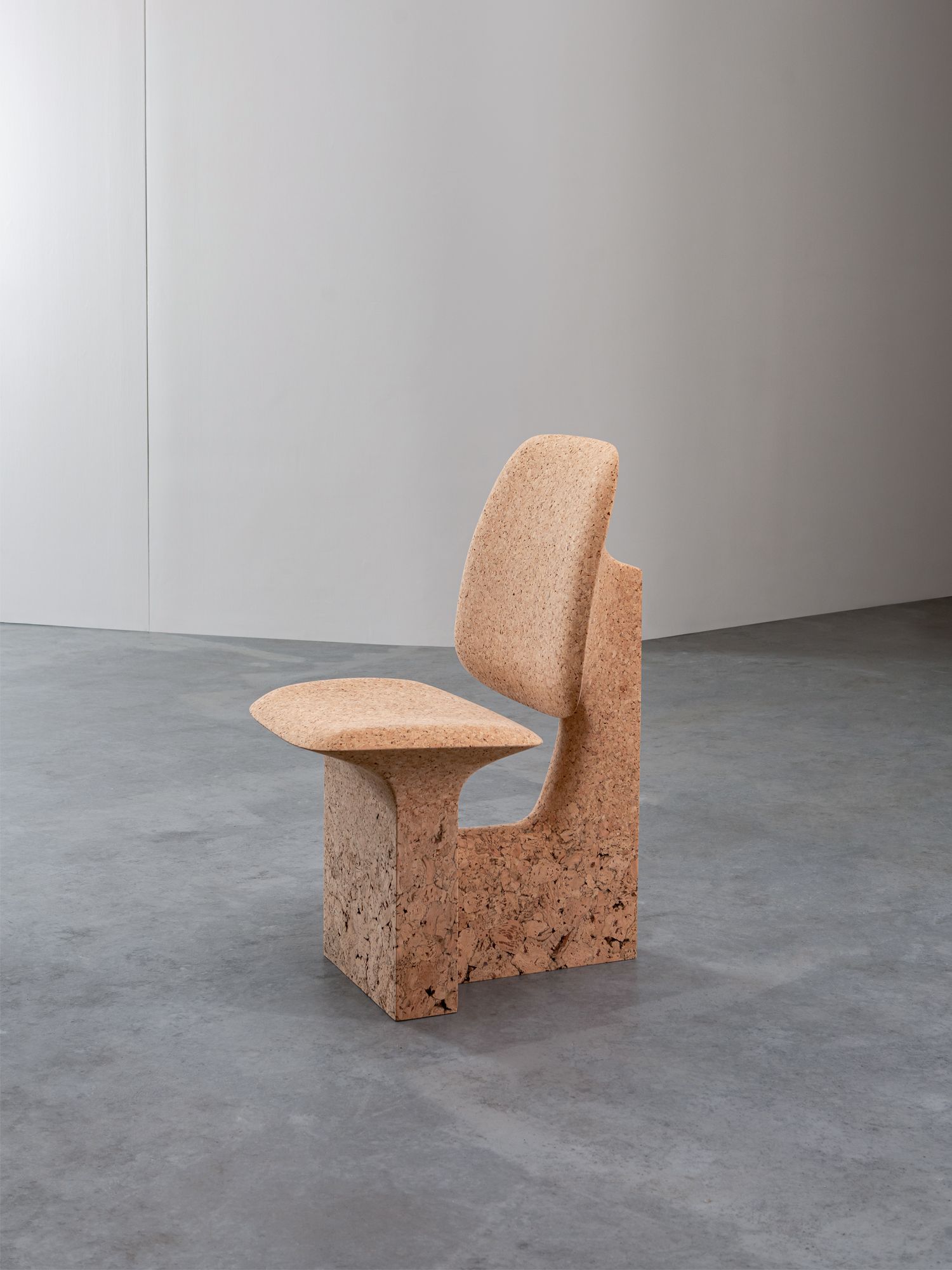 The Burnt Cork chair by Noé Duchaufour-Lawrance, designed at the Made in Situ gallery Photography: Nuno Sousa Dias