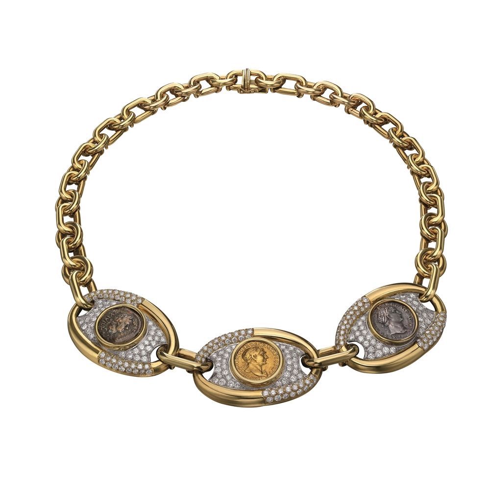 Heritage典藏系列MONETE 古幣系列黃K金鑲鑽項鍊by Bvlgari。