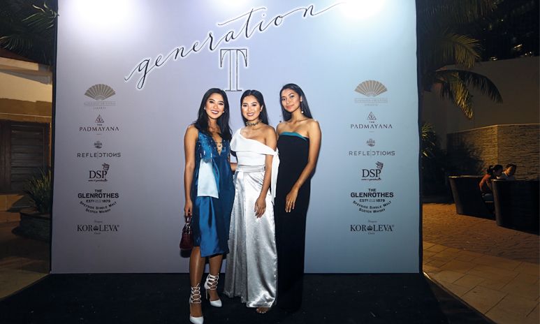印尼 姐妹檔Maria Rahajeng與Elizabetg Rahajeng在社交媒體圈中擁有一定的影響力,今年雙雙成為Gen.T入選者,陪同出席的是最小的妹妹Agnes