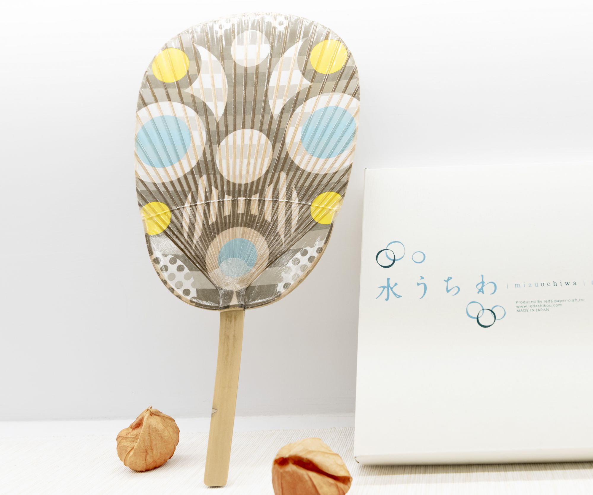 別讓美學與生活脫離 日本 職人精神 夏季清涼居家選物 皇室御用百年漆器茶具 400年錫器鑄造技術啤酒杯 Tatler Asia 別讓美學與生活脫離 日本 職人精神 夏季清涼居家選物 皇室御用百年漆器茶具 400年錫器鑄造技術啤酒杯 Tatler Asia