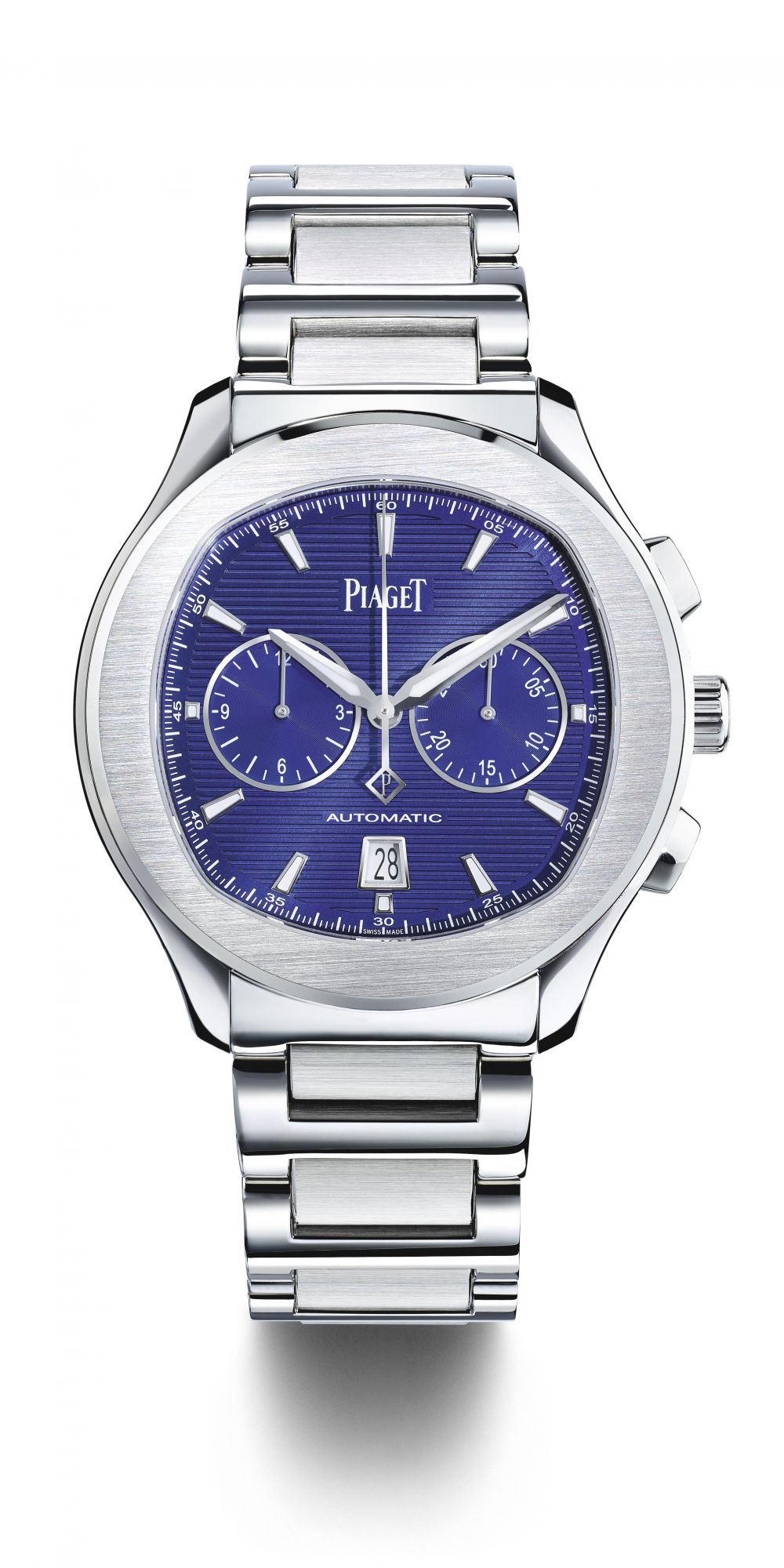Dynamic and contemporary, this new self-winding chronograph watch has a casual elegance that is ideal for every occasion. Available with a polished and satin-brushed steel bracelet, merging perfectly with its curved case, this masculine chronograph watch has understated lines and is remarkably comfortable to wear. Housed in a case-middle combining round and cushion-shaped forms in the purest Piaget aesthetic tradition, the blue horizontal guilloché dial, divided up by luminescent applied hour-markers, disp