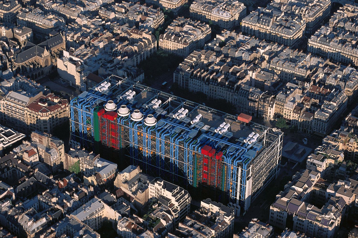 1971-1977, Paris, France --- Pompidou Centre --- Image by © Yann Arthus-Bertrand/CORBIS
