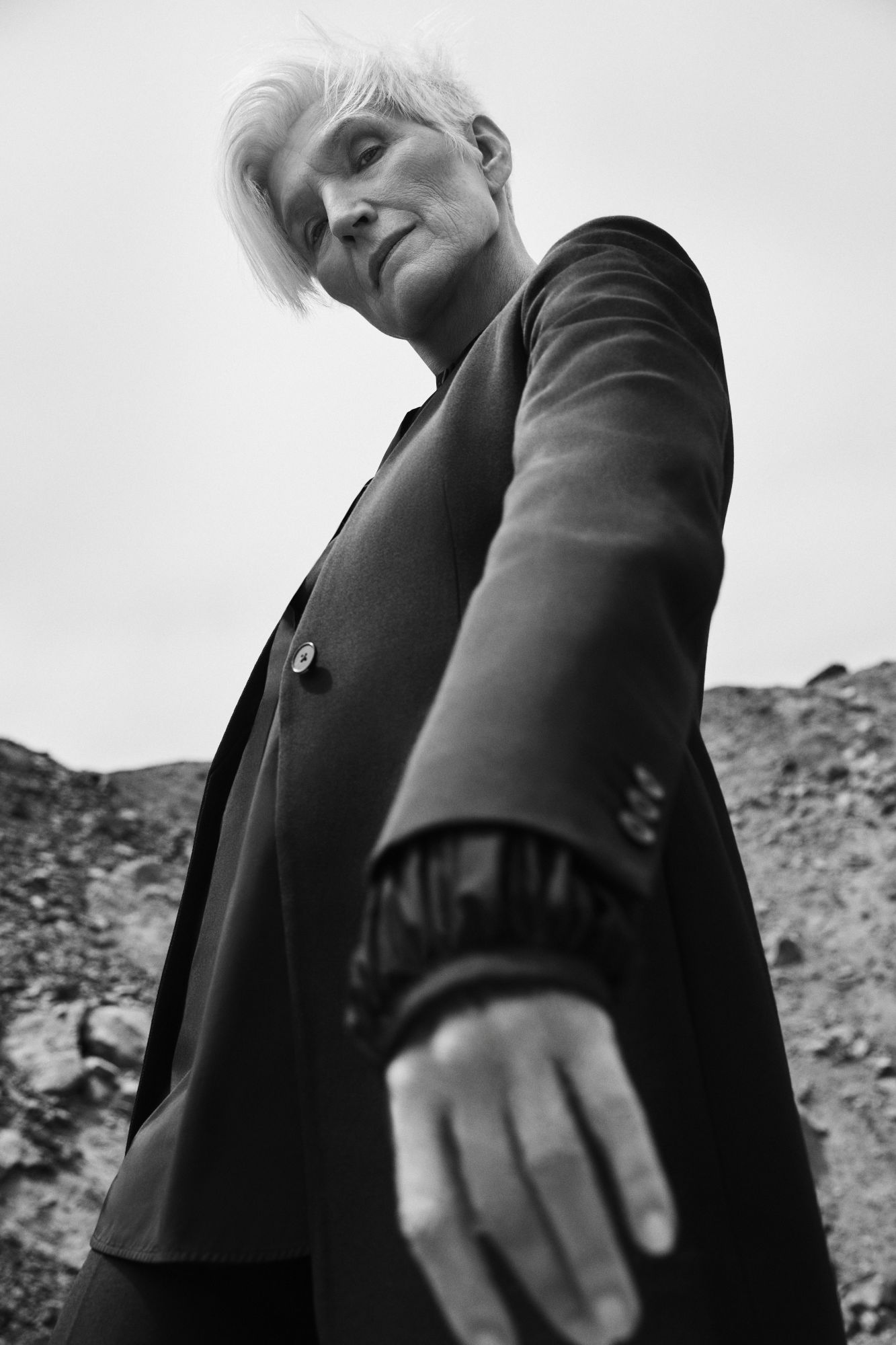 Elon Musk母親 時尚勵志楷模 暢銷書作者 72歲銀髮超模maye Musk 用樂觀積極笑看人生起伏 Tatler Asia