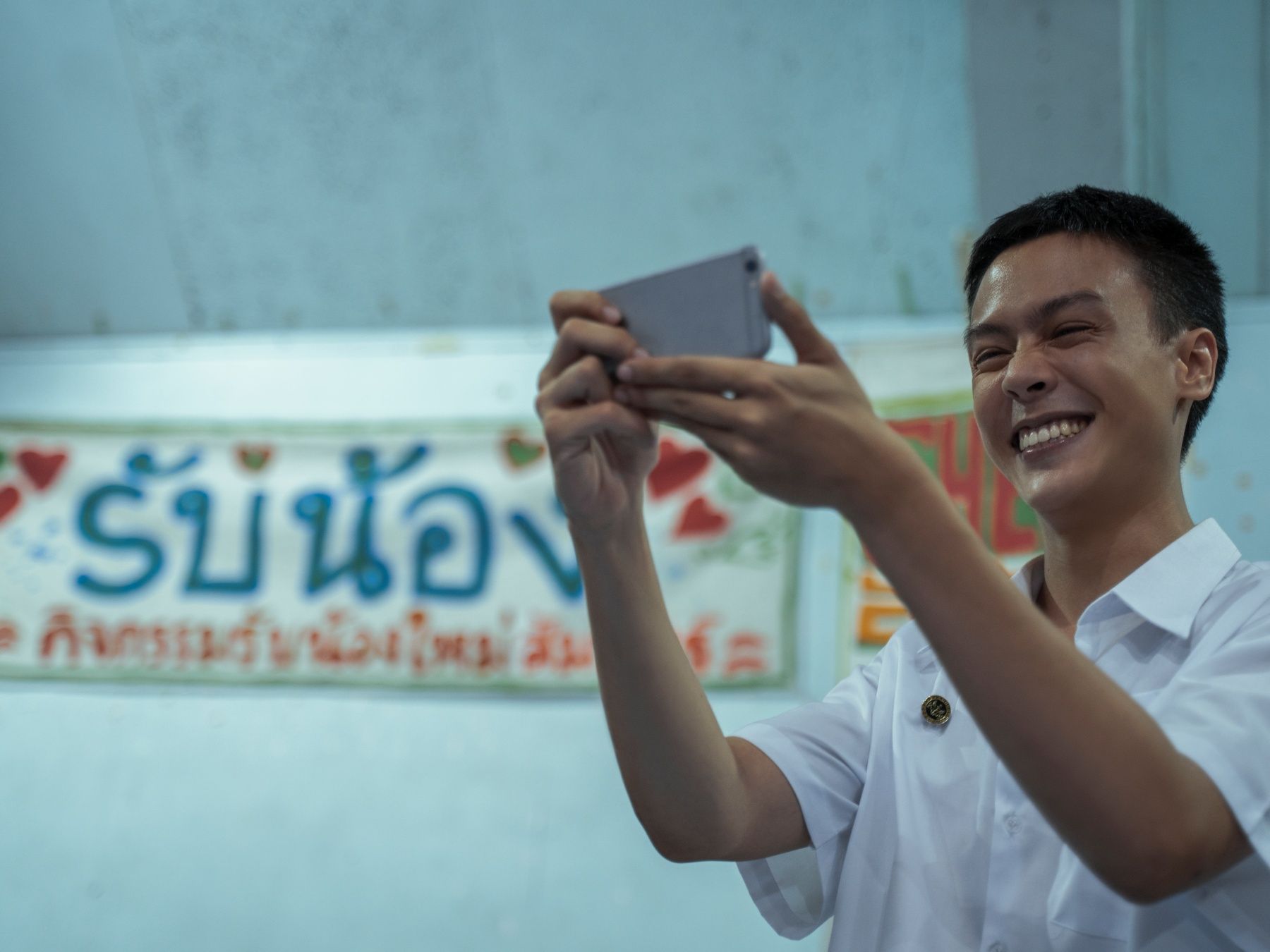 GIRL FROM NOWHERE (L to R) AIM THAVORNSIRI as KING in episode 205 of GIRL FROM NOWHERE Cr. YUPANAKORN BOONPREM/NETFLIX © 2021