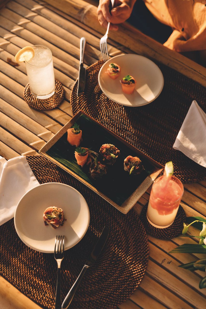 Amanpulo, Philippines - Experience, Floating Kawayan Bar, Cocktails and Canapes