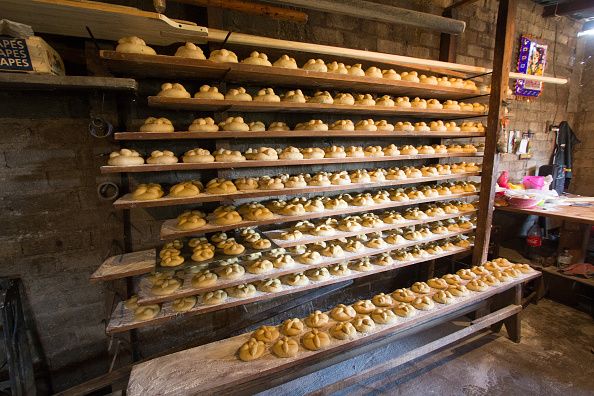 Traditional bread of the dead in Mexico City, Mexico on October 28, 2020. Every year on Dia de Muertos, Mexicans prepare to receive their deceased for whom they prepare an offering with food, drinks and decorations that remind them of it. One of the elements that is never missing for the offering as well as for eating in season is the traditional bread of the dead.On the slopes of the Popocatepetl volcano in the State of Mexico, is the town of Atlautla where, in an artisanal way, this bread is made. The Vil