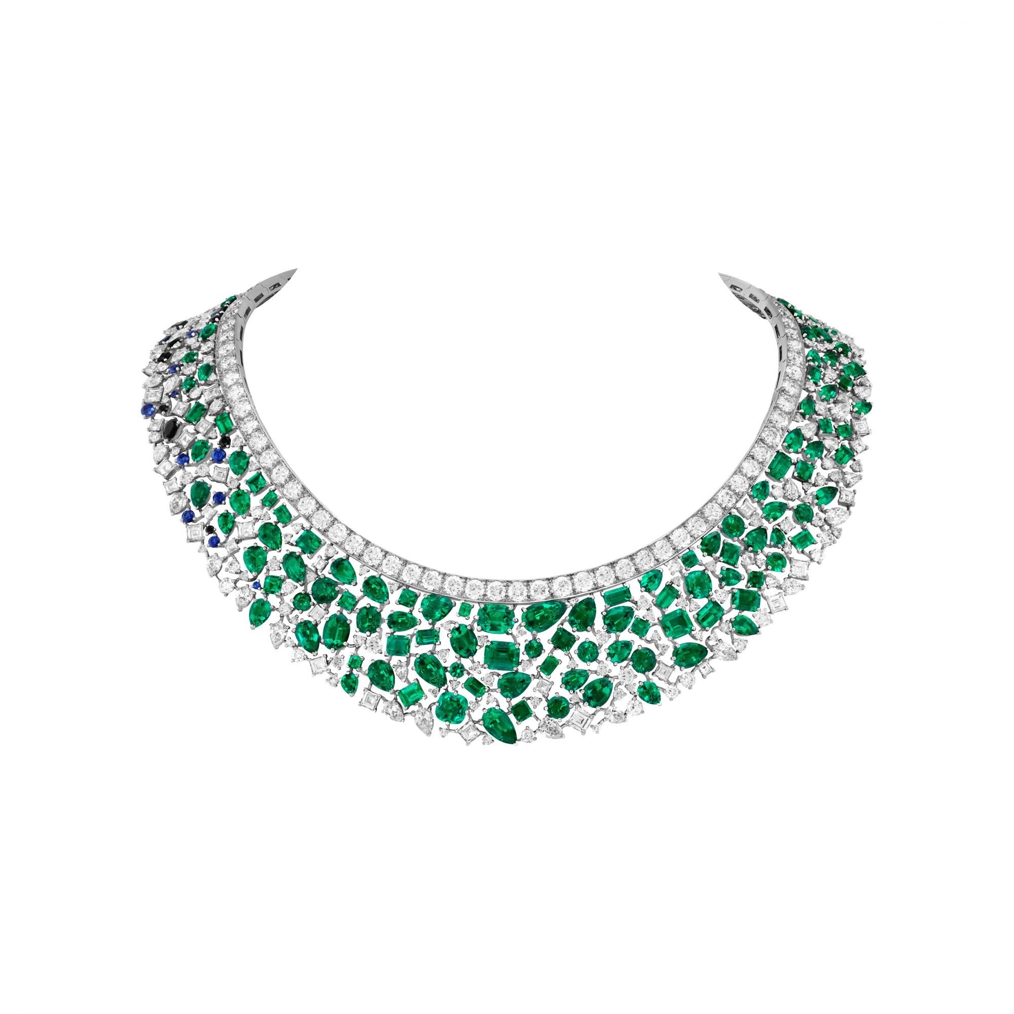 Ceinture d'émeraudes necklace. White gold, 125 fancy-cut emeralds for 63.82 carats (Afghanistan), sapphires, black spinels, diamonds.