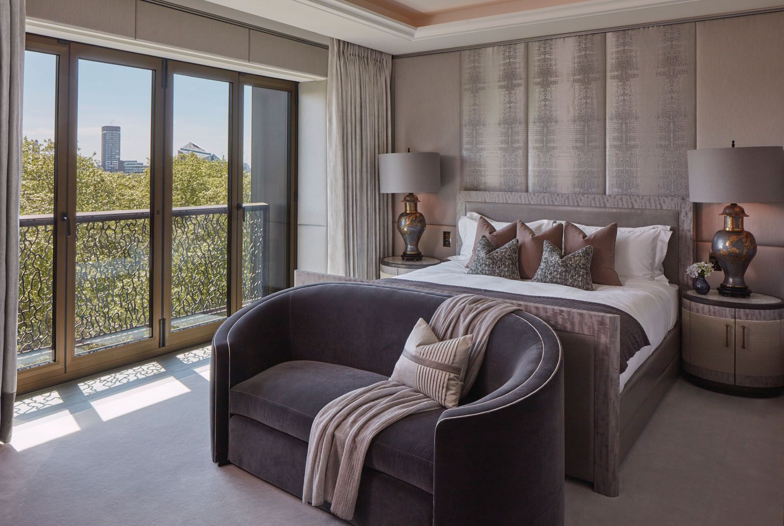 Overlooking Green Park, this bedroom is a cocoon of calm