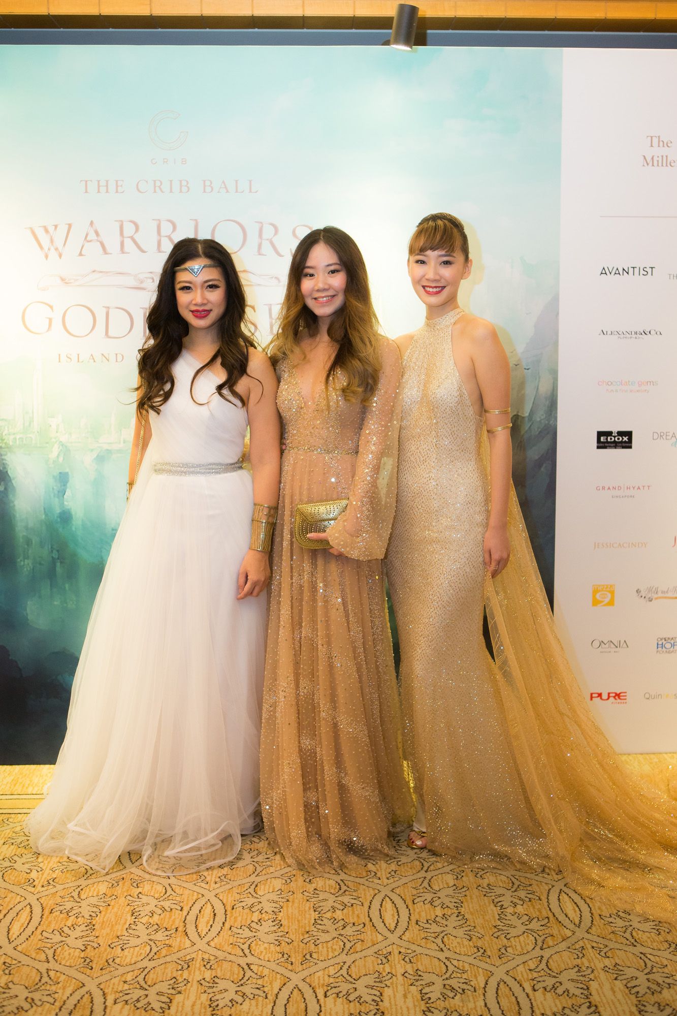 Tjin Lee, Jessica Cindy Hartono, Julie Tan