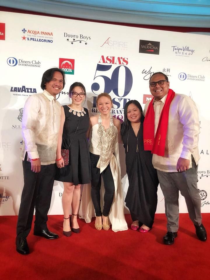 Cheryl Tiu (centre) with the team behind Toyo restaurant at the Asia's 50 Best Restaurants 2018 ceremony
