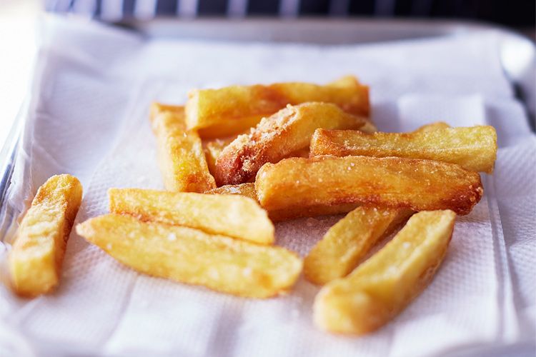 One of Blumenthal's most iconic and beloved dishes is his triple-cooked chips, which he first developed in 1992 to have a “glass-like” crispy crust with a soft, fluffy core