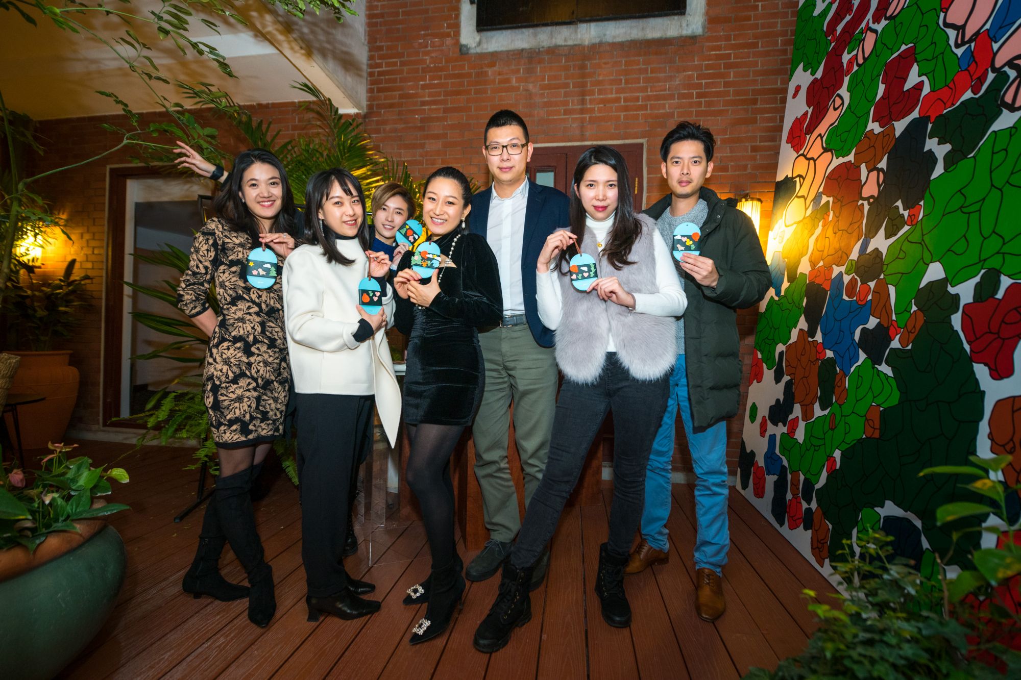 Sophia Xu, Aida He, Christine Chan, Sissi Chao, Michael Dong, Ivy Liu, Robbie Kuo