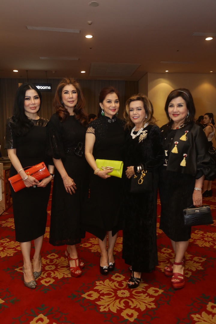 Helen Bharwani, Agnes Sutanto, Rina Adisusanto, Maarti Djorghi, Melsiana Tjahyadikarta