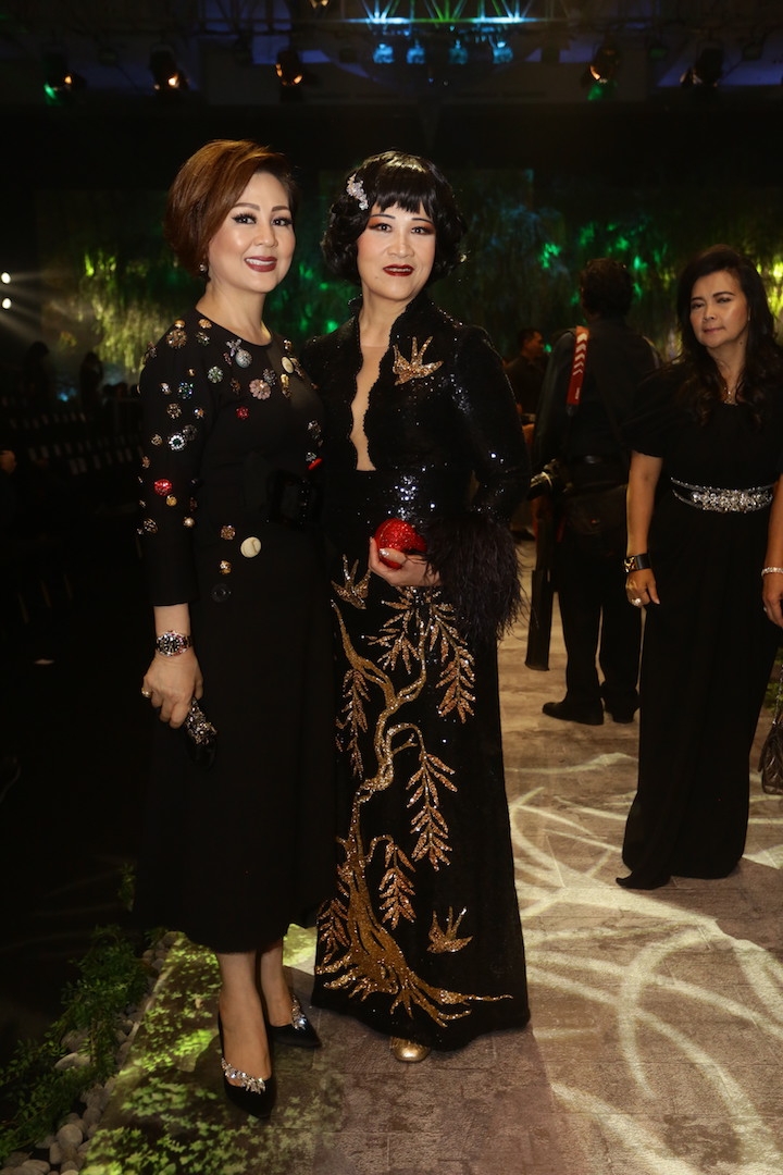 Yung Yung Pribadi, Dewi Husein