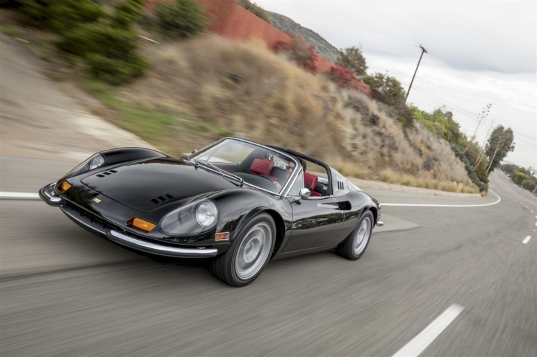 25110705-david_lee_outlaw_dino-2_resized_1400x933.jpg