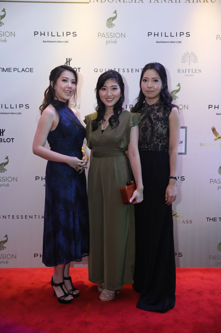 Cindy Candiawan, Angie Tjisnoyo and Monica Sutedja