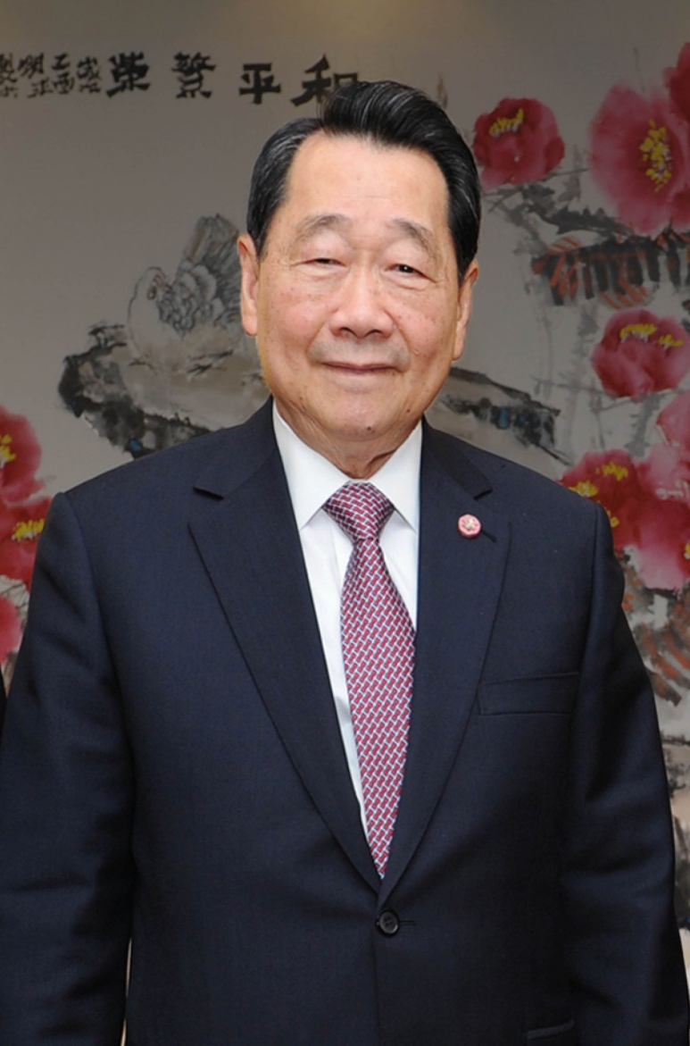 Dhanin Cheavravanont.jpg