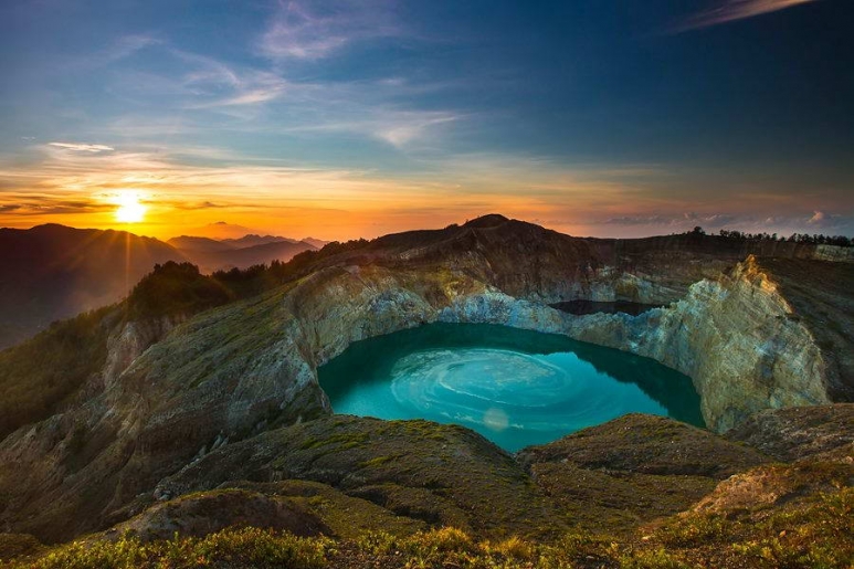 kelimutu.jpg