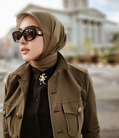syahrini.png