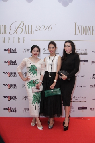 Fransisca Lim, Nia Harun and Ellena Tjandra