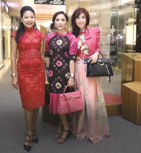 Sita Satar, Novi Ariwibowo and Sonia Wibisono