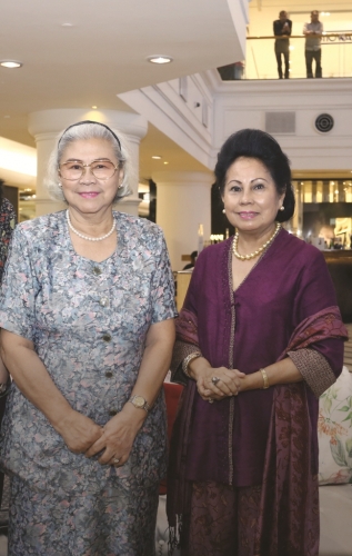 Tuti Try Sutrisno and Lin Zuhal