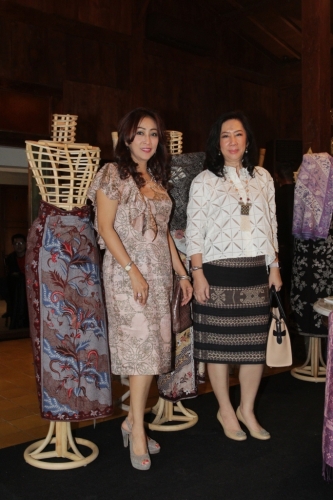 BDSM kokrak qiynoqlari porno video