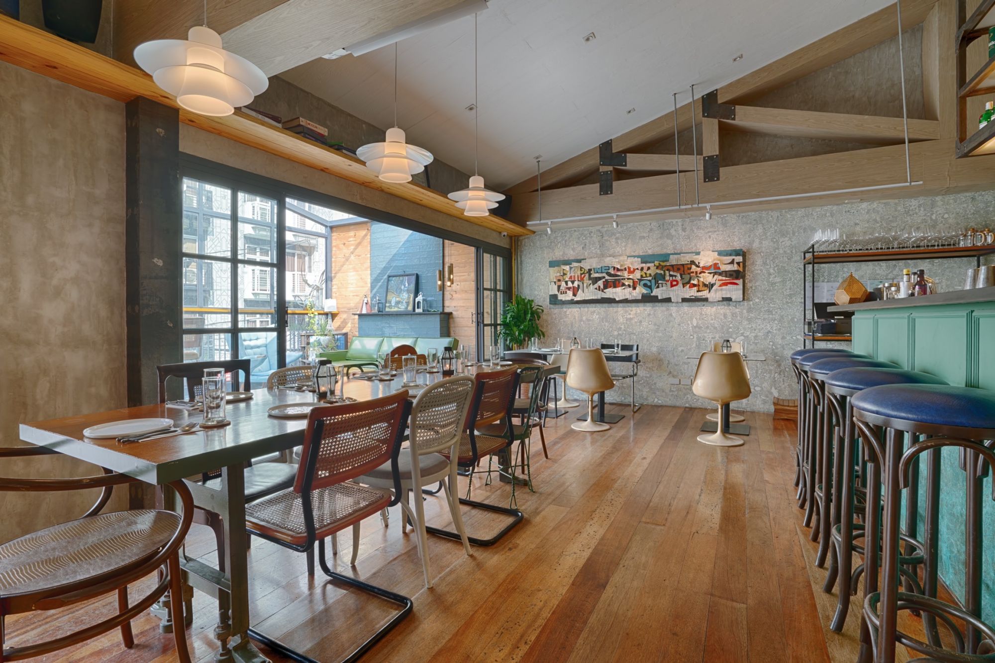 Lampara Restaurant Interiors
