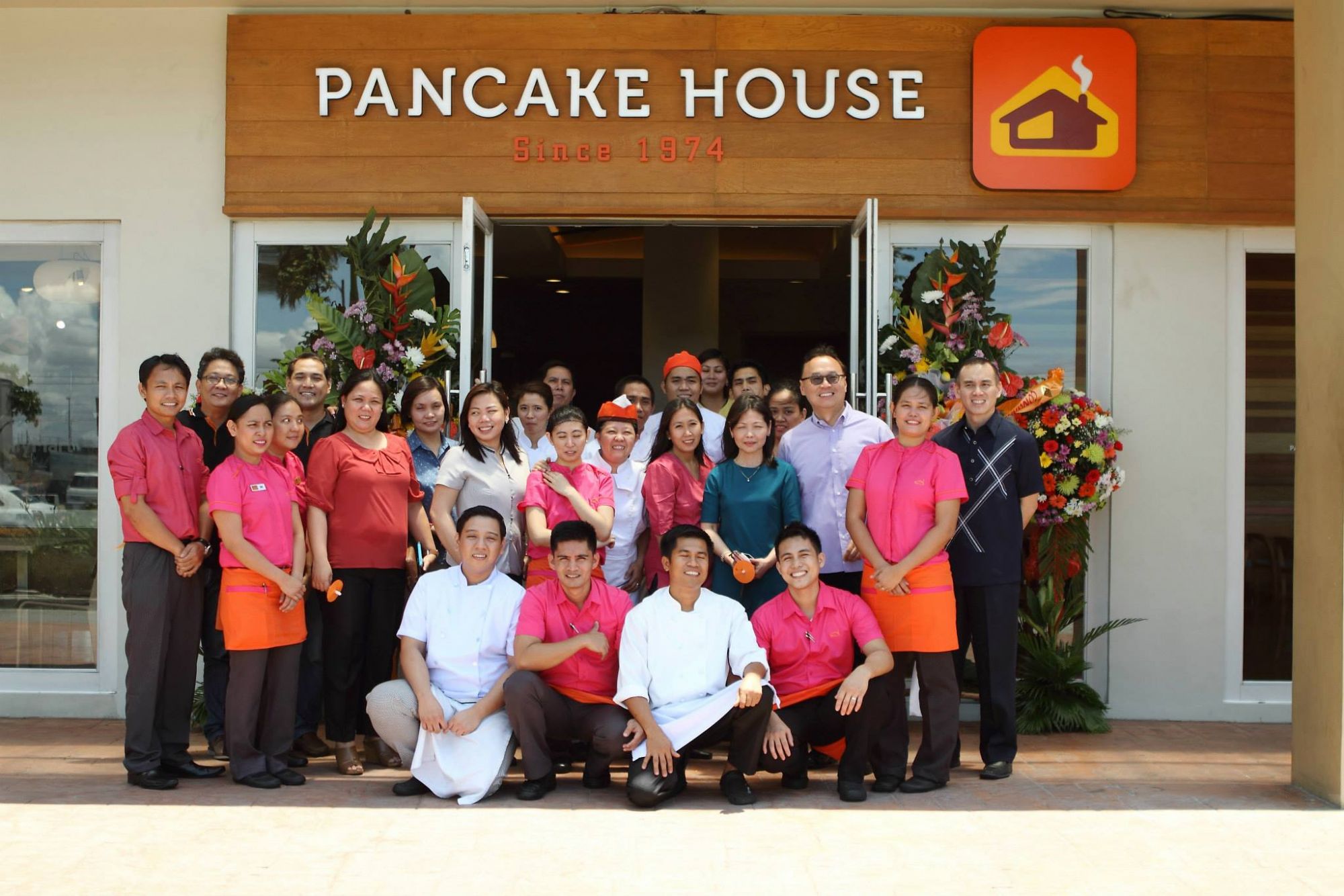 Jollibee, Mary Grace, And More 9 FilipinoOwned Restaurant Chains