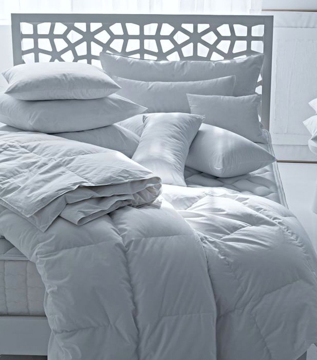 West Elm Basic Down Alternative Pillow | Photo from Rustans