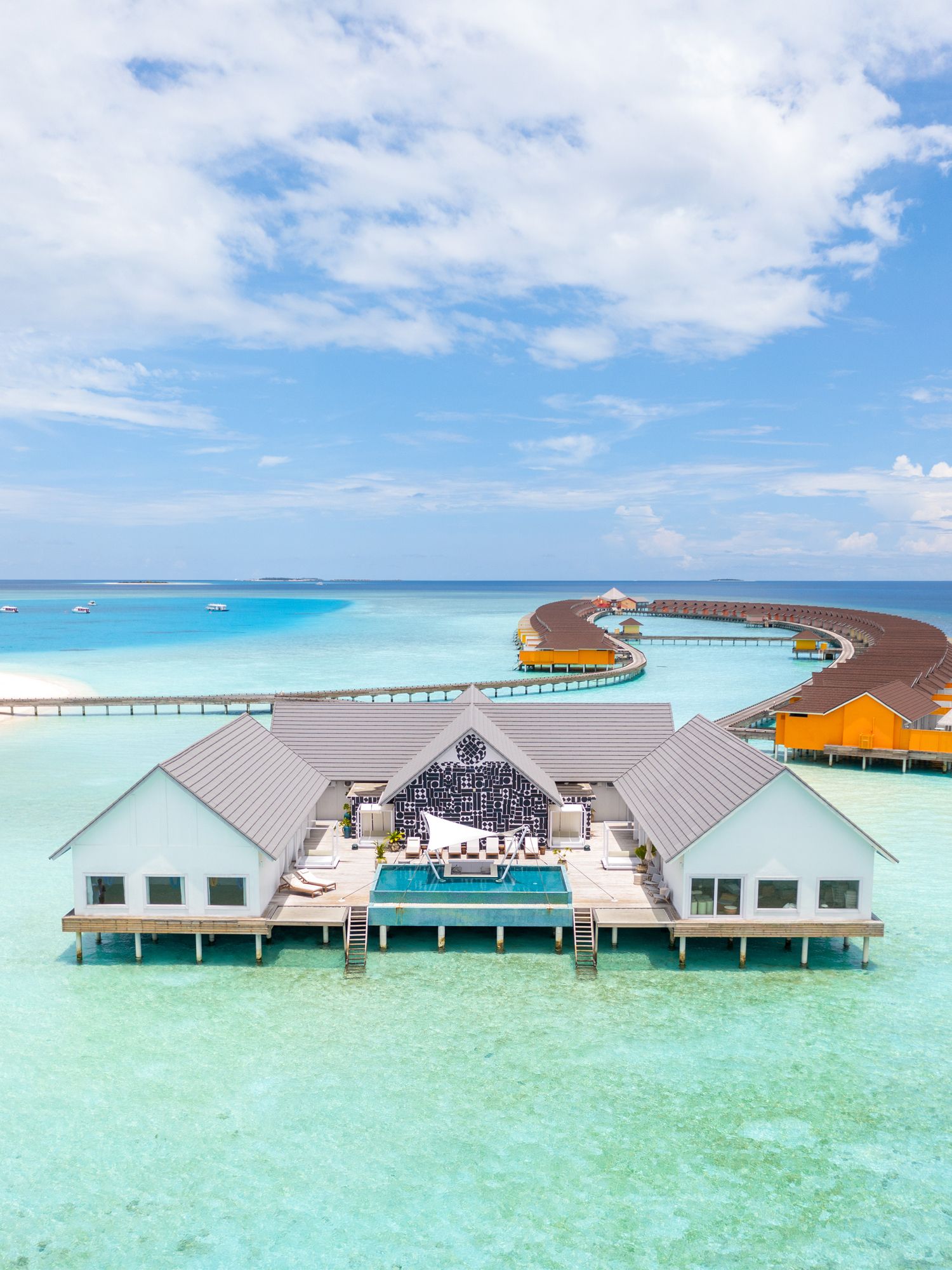 The Standard, Huruvalhi Maldives (Photo: CPCreatives)