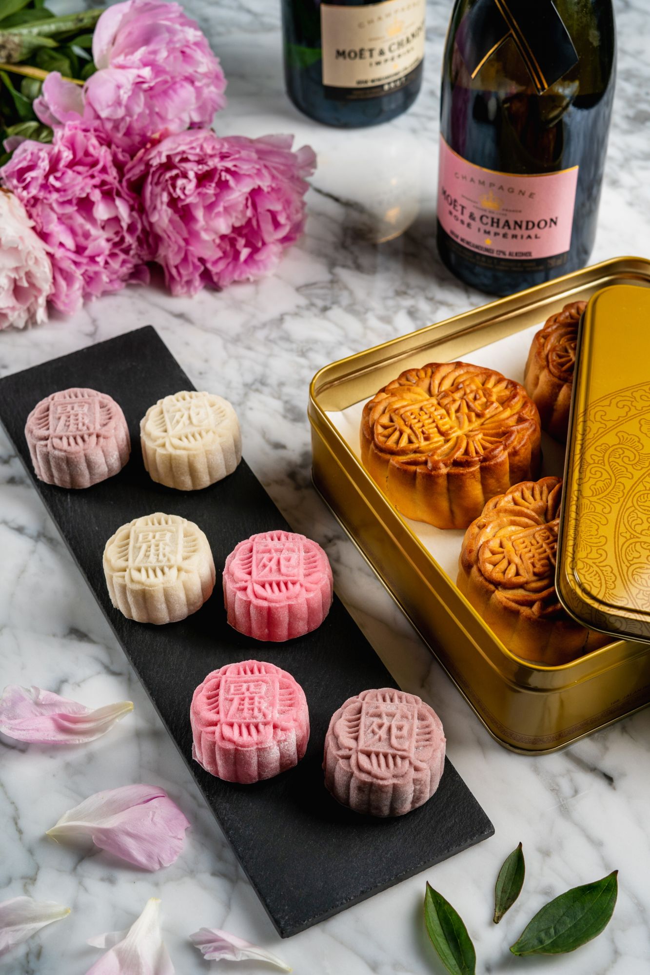 Li Yen's Signature Mooncakes