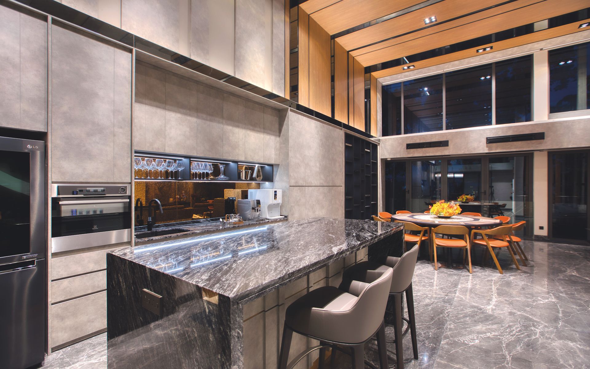 Shades of gray create a sophisticated dry kitchen