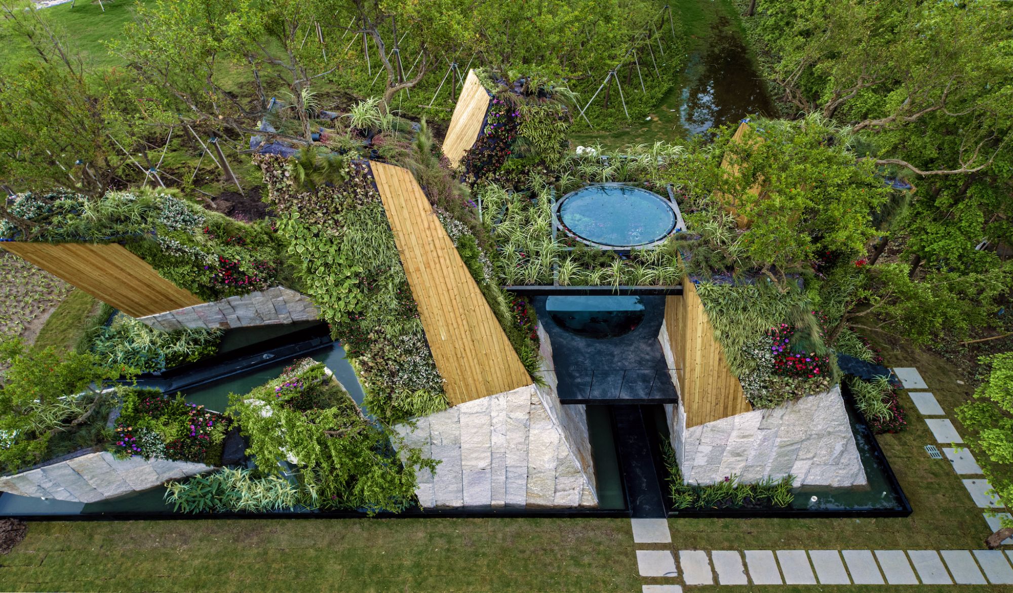 Lim's garden was executed remotely