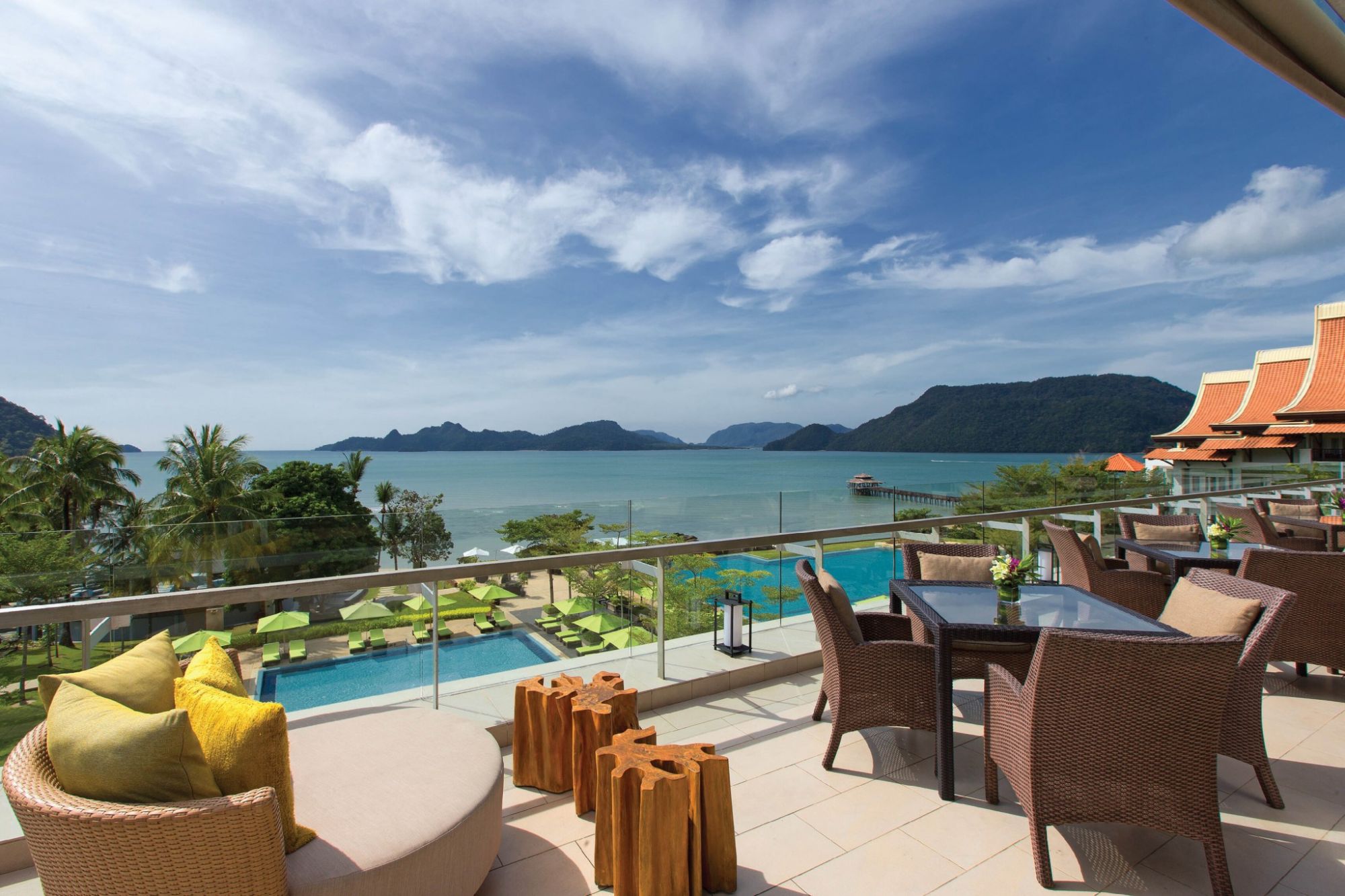 The Breeze Lounge at The Westin Langkawi Resort & Spa